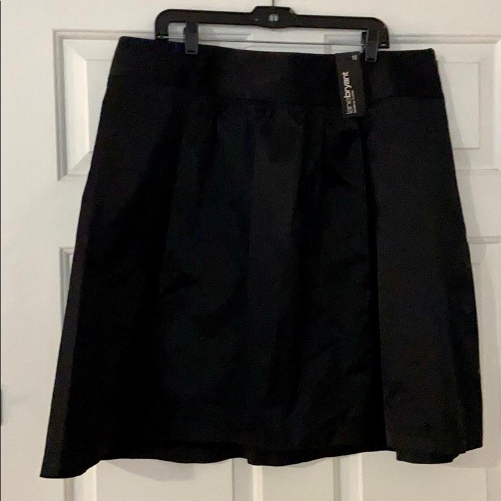 2/$20- NWT Lane Bryant size 18 black skirt